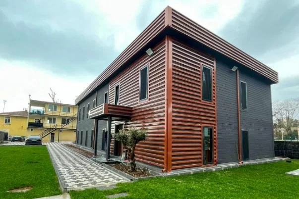 Vorgefertigte Resort-Bungalows, Agrarhallen & Modulare WC-/Duscheinheiten